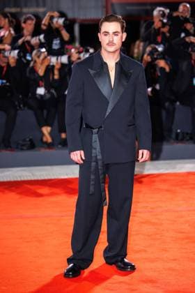Red carpet of the film Dead Man s Wire at the 82nd Venice Film Festival in Venice - 02 Sep 2025 Australian actor Dacre Montgomery attends the red carpet of the film Dead Man s Wire at the 82nd Venice Film Festival. Venice Italy Copyright: xMarcoxBaradax xSOPAxImagesx AREDCARPETDEADMANSWIRE-5