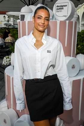 abb Amira Aly Moderatorin zu Gast beim 15.Jubilaeum des Designer Outlet Berlin in Wustermark am 02.09 2025 Berlin Deutschland *** abb Amira Aly presenter at the 15th anniversary of the Designer Outlet Berlin in Wustermark on 02 09 2025 Berlin Germany