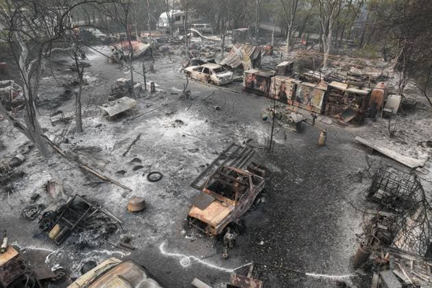 Bilder des Jahres 2025, News September 09 News Themen der Woche KW36 Wildfire destroys buildings in Chinese Camp, California CHINESE CAMP, CALIFORNIA - SEPTEMBER 3: A view of burnt areas as 6-5 wildfire destroyed buildings, structures and vehicles in Chinese Camp of Tuolumne County, California, United States on September 3, 2025. Tayfun Coskun Anadolu California United States. Editorial use only. Please get in touch for any other usage.  Copyright: x2025xAnadoluxTayfunxCoskunx