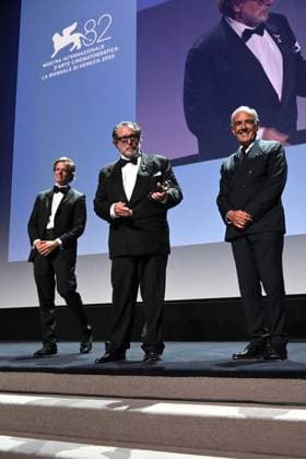 Venice,82nd Venice International Film Festival 2025, - Evening 7 - Cartier Glory To The Filmmaker Award 2025 Ceremony - Julian Schnabel. Pictured Rodolphe Ratzel, Julian Schnabel, Alberto Barbera  Copyright: xSimonexComi PoolxPhotoxEventsx06x xipa-agency.netx xSimonexComi PoolxPhotoxEventsx06x IPA_Agency_IPA64054586