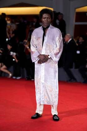 Cartier Glory to the Filmmaker Award 2025 & In the Hand of Dante red carpet in Venice Lido, Italy - 03 Sept 2025 Benjamin Clementine attends the Cartier Glory to the Filmmaker Award 2025 and the In the Hand of Dante red carpet during the 82nd Venice International Film Festival. Venice Lido Italy Copyright: xDanielexCifalax xSOPAxImagesx _CIF1914