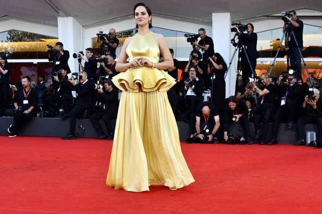 82eme Festival International du Film de Venise Mostra de Venise DUSE Premiere at the 82nd International Venice Film festival Noémie Merlant attend the Duse red carpet 448305 2025 09 03 Venice Italy  Copyright: xThomasxBohlenx STAR_448305_050