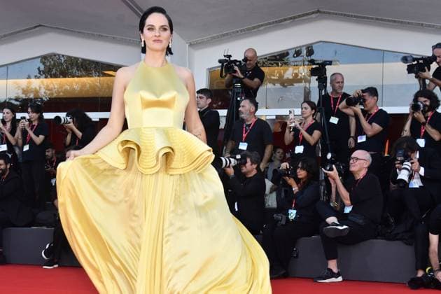 82eme Festival International du Film de Venise Mostra de Venise DUSE Premiere at the 82nd International Venice Film festival Noémie Merlant attend the Duse red carpet 448305 2025 09 03 Venice Italy  Copyright: xThomasxBohlenx STAR_448305_054