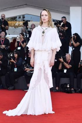 82eme Festival International du Film de Venise Mostra de Venise DUSE Premiere at the 82nd International Venice Film festival Fanni Wrochna attends the Duse red carpet 448305 2025 09 03 Venice Italy  Copyright: xThomasxBohlenx STAR_448305_060