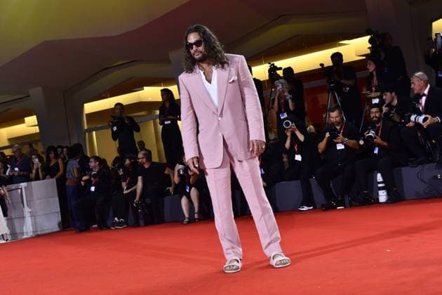 82eme Festival International du Film de Venise Mostra de Venise IN THE HAND OF DANTE Premiere at the 82nd International Venice Film festival Jason Momoa attends the Cartier Glory To The Filmmaker Award 2025 and the In the Hand of Dante red carpet 448305 2025 09 03 Venice Italy  Copyright: xThomasxBohlenx STAR_448305_083