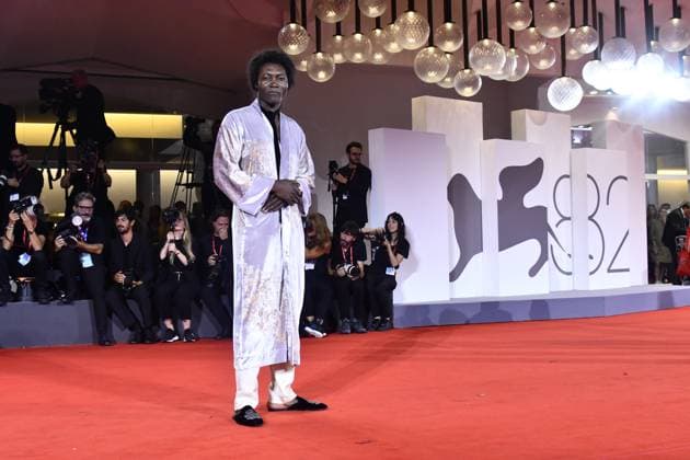 82eme Festival International du Film de Venise Mostra de Venise IN THE HAND OF DANTE Premiere at the 82nd International Venice Film festival Jason Momoa, Julian Schnabel, Benjamin Clementine attends the Cartier Glory To The Filmmaker Award 2025 and the In the Hand of Dante red carpet 448305 2025 09 03 Venice Italy  Copyright: xThomasxBohlenx STAR_448305_105