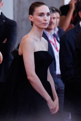 News - The Voice Of Hind Rajab Red Carpet - The 82nd Venice International Film Festival Rooney Mara attends the The Voice Of Hind Rajab red carpet during the 82nd Venice International Film Festival on September 03, 2025 in Venice, Italy. Lido di Venezia Palazzo del Cinema Italy Copyright: xCinziaxCamelax xLiveMediax LPN_2007151