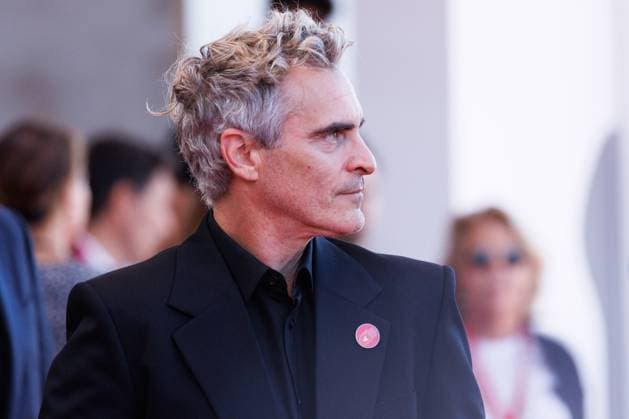 News - The Voice Of Hind Rajab Red Carpet - The 82nd Venice International Film Festival Joaquin Phoenix attends the The Voice Of Hind Rajab red carpet during the 82nd Venice International Film Festival on September 03, 2025 in Venice, Italy. Lido di Venezia Palazzo del Cinema Italy Copyright: xCinziaxCamelax xLiveMediax LPN_2007168