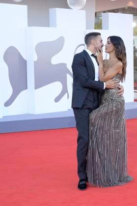 Pietro Tartaglione und Rosa Perrotta bei der Premiere des Kinofilms Duse auf der Biennale di Venezia 2025 82. Internationale Filmfestspiele von Venedig im Palazzo del Cinema. Venedig, 03.09.2025