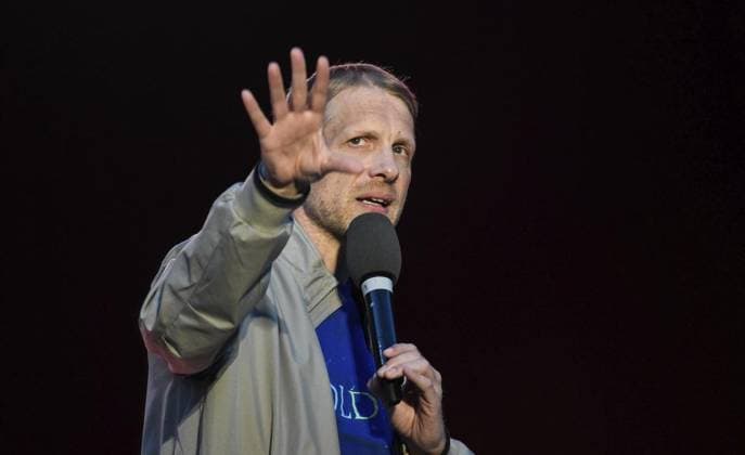 Sommerkultur Burgtheater 2025, Oliver Pocher ** NUR FÜR REDAKTIONELLE ZWECKE ** EDITORIAL USE ONLY **<p>Die Pokers, Oliver Pocher und seine Ex-Frau Sandy Meyer-Wölden mit ihrem Podcast, Sommerkultur Open Air im Burgtheater, am Mittwoch, 03.09.2025 in Dinslaken. Deutschland NRW Dinslaken Copyright: MarkusxJoosten *** Sommerkultur Burgtheater 2025, Oliver Pocher FOR EDITORIAL PURPOSES ONLY EDITORIAL USE ONLY p The Pokers, Oliver Pocher and his ex wife Sandy Meyer Wölden with their podcast, Sommerkultur Open Air at Burgtheater, on Wednesday, 03 09 2025 in Dinslaken Germany NRW Dinslaken Copyright MarkusxJoosten Copyright: MarkusxJoosten doc828qt2e2aiuggdk32ok ,EDITORIAL USE ONLY