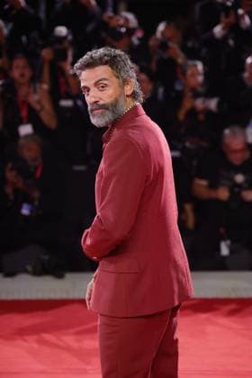 Red Carpet of in the Hand of Dante in Venice, Italy - 03 Sep 2025 American actor Oscar Isaac attends the red carpet of the film In the hand of Dante at the 82nd Venice Film Festival at Palazzo del cinema. Venice Italy Copyright: xMarcoxBaradax xSOPAxImagesx MBA_1766