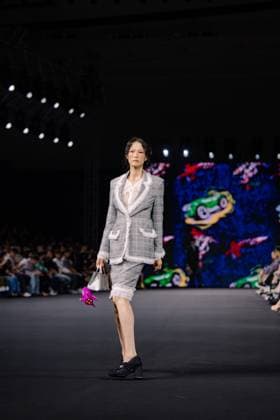 Seoul Fashion Week 2026 SEOUL, SOUTH KOREA - SEPTEMBER 4: A model walks the runway to present a creation during the GREEDILOUS show at Seoul Fashion Week 2026 Spring Summer in Seoul, South Korea on September 4, 2025. Hwawon Ceci Lee Anadolu Seoul South Korea. Editorial use only. Please get in touch for any other usage.  Copyright: x2025xAnadoluxHwawonxCecixLeex
