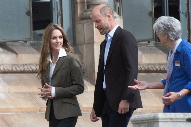HRH The Prince and Princess Of Wales Visit Natural History Museum, London, UK - Thursday 4 September William, Prince of Wales and Catherine - Princess of Wales visit Natural History Museum, London, England, UK on Thursday 4 September, 2025 to view the Museum s newly transformed gardens and meet children and young people taking part in learning programmes which see them connecting with nature and boosting biodiversity in urban areas., Credit:Justin Ng Avalon UK, England, London, Natural History Museum Copyright: xJustinxNgx xAvalonx 1034075571
