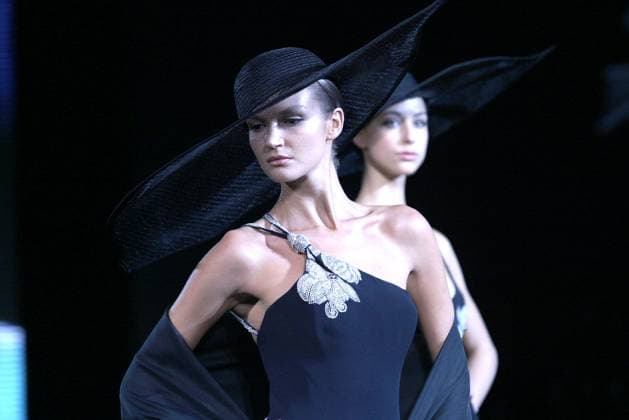 Stock Photos, Italy: MILAN - MILAN - GIORGIO ARMANI WOMEN S FASHION SHOW (MILAN - 2006-09-25, ) ps the photo can be used respecting the context in which it was taken, and without defamatory intent of the decorum of the people represented Stock Photos Italy  - ZUMAp169 20250904_zea_p169_730 Copyright: xMaurizioxMaulex
