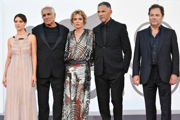 September 4, 2025, Venice, Italy: (L-R) Barbara Ronchi, Leonardo Di Costanzo, Valeria Golino, Roschdy Zem and Diego Ribon arrive for the premiere of Elisa during the 82nd Venice Film Festival in Venice, Italy, 04 September 2025. The movie is presented in official competition Venezia 82 at the festival running from 27 August to 06 September 2025. ANSA ETTORE FERRARI Venice Italy  - ZUMAa110 20250904_zaf_a110_047 Copyright: xEttorexFerrarix