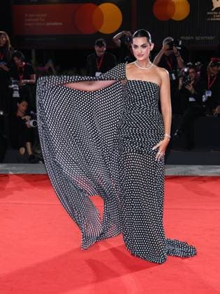 Venice, 82nd Venice International Film Festival 2025 - Evening 9. Red Carpet of the film Hateshinaki Scarlet (Scarlet) . In the photo Guest  Copyright: xAlbertoxTerenghix xipa-agency.netx xPoolxPhotoxEventsx06x IPA_Agency_IPA64141816