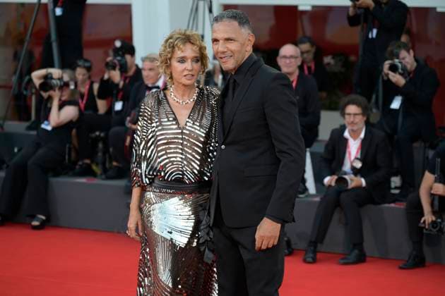 Elisa red carpet in Venice Lido, Italy - 04 Sep 2025 Valeria Golino (l) and Roschdy Zem (r) attend the Elisa red carpet during the 82nd Venice Film Festival in Venice Lido at Palazzo del cinema. Venice Lido Italy Copyright: xMarioxCartellix xSOPAxImagesx _DSC6922