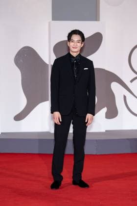 82nd Venice Film Festival Red carpet of the movie -Hateshinaki Scarlet (Scarlet)- Palazzo del Cinema - Venice Lido, Italy Masaki Okada 82nd Venice Film Festival Red carpet of the movie -Hateshinaki Scarlet (Scarlet)- Palazzo del Cinema - Venice Lido, Italy 4th September 2025  Copyright: xSGPx