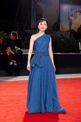 82nd Venice Film Festival Red carpet of the movie -Hateshinaki Scarlet (Scarlet)- Palazzo del Cinema - Venice Lido, Italy Mana Ashida 82nd Venice Film Festival Red carpet of the movie -Hateshinaki Scarlet (Scarlet)- Palazzo del Cinema - Venice Lido, Italy 4th September 2025  Copyright: xALFONSOxCATALANO SGPITALIAx