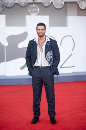 82nd Venice Film Festival Red carpet of the movie -Elisa- Palazzo del Cinema - Venice Lido, Italy Can Yaman 82nd Venice Film Festival Red carpet of the movie -Elisa- Palazzo del Cinema - Venice Lido, Italy 4th September 2025  Copyright: xSGPx