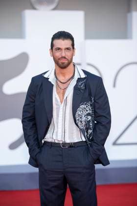 82nd Venice Film Festival Red carpet of the movie -Elisa- Palazzo del Cinema - Venice Lido, Italy Can Yaman 82nd Venice Film Festival Red carpet of the movie -Elisa- Palazzo del Cinema - Venice Lido, Italy 4th September 2025  Copyright: xSGPx