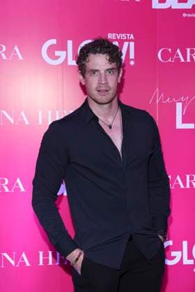 Red Carpet For Glow Magazine Anniversary Oscar Medellin attends the red carpet for the Glow magazine anniversary at Antara Polanco. on September 4, 2025 in Mexico City, Mexico. (Photo by Yamak Perea Eyepix Group) Copyright: xYamakxPerea xEyepixxGroupx YP_04092025_167359