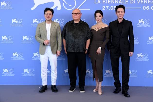 Venice, Italy: Venice,82nd Venice International Film Festival 2025, - Day 10 - Photocall film : Ri Gua Zhong Tian (The Sun Rises On Us All) Pictured : Zhang Songwen, Cai Shangjun, Xin Zhilei, Feng Shaofeng Venice Italy  - ZUMAp169 20250905_zea_p169_406 Copyright: xAlbertoxTerenghi PoolxxEvenx