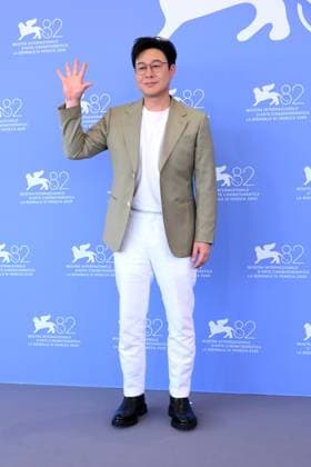 Venice, Italy: Venice,82nd Venice International Film Festival 2025, - Day 10 - Photocall film : Ri Gua Zhong Tian (The Sun Rises On Us All) Pictured : Zhang Songwen Venice Italy  - ZUMAp169 20250905_zea_p169_440 Copyright: xAlbertoxTerenghi PoolxxEvenx