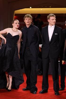 Silent Friend premiere at Venice Film Festival Luns Weldler, Johannes Hegemann and Enzo Brumm Silent Friend premiere, 82nd Venice International Film Festival, Venice, Italy - 05 September 2025. CAP GOL GOL Venice Italy Copyright: xRickxGold CapitalxPicturesx