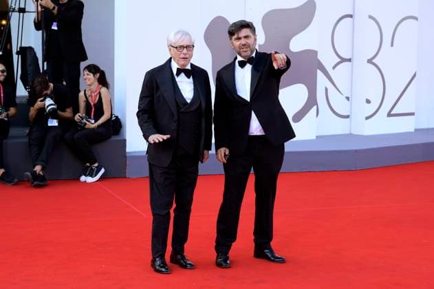 Nino D Angelo mit Sohn Toni D Angelo bei der Premiere des Dokumentarfilms Nino. 18 Giorni auf der Biennale di Venezia 2025 82. Internationale Filmfestspiele von Venedig im Palazzo del Cinema. Venedig, 05.09.2025