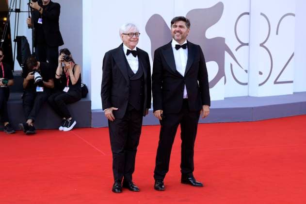 Nino D Angelo mit Sohn Toni D Angelo bei der Premiere des Dokumentarfilms Nino. 18 Giorni auf der Biennale di Venezia 2025 82. Internationale Filmfestspiele von Venedig im Palazzo del Cinema. Venedig, 05.09.2025
