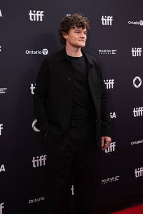 September 5, 2025, Toronto, Ontario, Canada: Robert Aramayo attends the red carpet for the Palestine 36 premiere during the 2025 Toronto International Film Festival at Roy Thomson Hall. on September 5, 2025 in Toronto, Canada. Toronto Canada - ZUMAe321 20250905_zea_e321_043 Copyright: xLeonardoxRamirezx