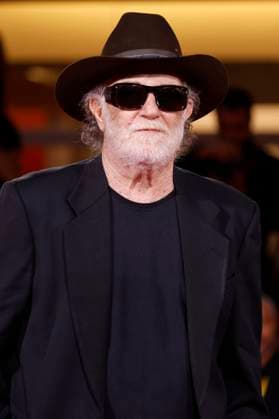Francesco De Gregori bei der Premiere des Dokumentarfilms Piero PelÃ¹. Rumore dentro Noise inside. Don t Call Me a Rock Star auf der Biennale di Venezia 2025 82. Internationale Filmfestspiele von Venedig im Palazzo del Cinema. Venedig, 05.09.2025