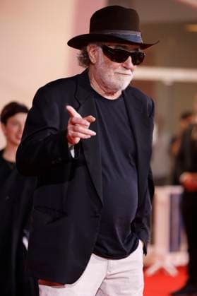 Francesco De Gregori bei der Premiere des Dokumentarfilms Piero PelÃ¹. Rumore dentro Noise inside. Don t Call Me a Rock Star auf der Biennale di Venezia 2025 82. Internationale Filmfestspiele von Venedig im Palazzo del Cinema. Venedig, 05.09.2025
