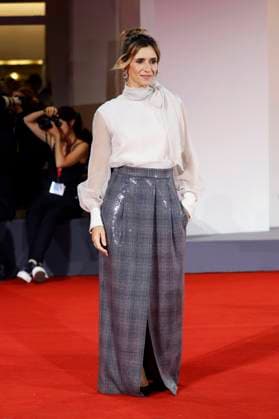 Teresa Saponangelo bei der Premiere des Dokumentarfilms Piero PelÃ¹. Rumore dentro Noise inside. Don t Call Me a Rock Star auf der Biennale di Venezia 2025 82. Internationale Filmfestspiele von Venedig im Palazzo del Cinema. Venedig, 05.09.2025