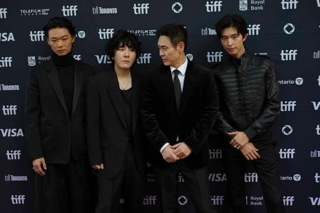 September 5, 2025, Toronto, Ontario, Canada: (L-R) Show Kasamatsu, Byun Sung-Hyun, Sul Kyung-Gu and Hong Kyung attend the red carpet for the Ã¢â‚¬ËœGood NewsÃ¢â‚¬â ¢ premiere during the 2025 Toronto International Film Festival at The Princess Of Wales Theater. on September 5, 2025 in Toronto, Canada. Toronto Canada - ZUMAe321 20250905_zea_e321_098 Copyright: xLeonardoxRamirezx