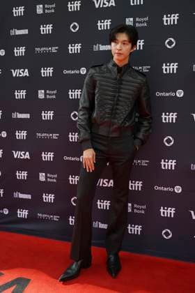 September 5, 2025, Toronto, Ontario, Canada: Hong Kyung attends the red carpet for the Ã¢â‚¬ËœGood NewsÃ¢â‚¬â ¢ premiere during the 2025 Toronto International Film Festival at The Princess Of Wales Theater. on September 5, 2025 in Toronto, Canada. Toronto Canada - ZUMAe321 20250905_zea_e321_106 Copyright: xLeonardoxRamirezx