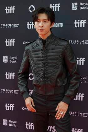 September 5, 2025, Toronto, Ontario, Canada: Hong Kyung attends the red carpet for the Ã¢â‚¬ËœGood NewsÃ¢â‚¬â ¢ premiere during the 2025 Toronto International Film Festival at The Princess Of Wales Theater. on September 5, 2025 in Toronto, Canada. Toronto Canada - ZUMAe321 20250905_zea_e321_146 Copyright: xLeonardoxRamirezx