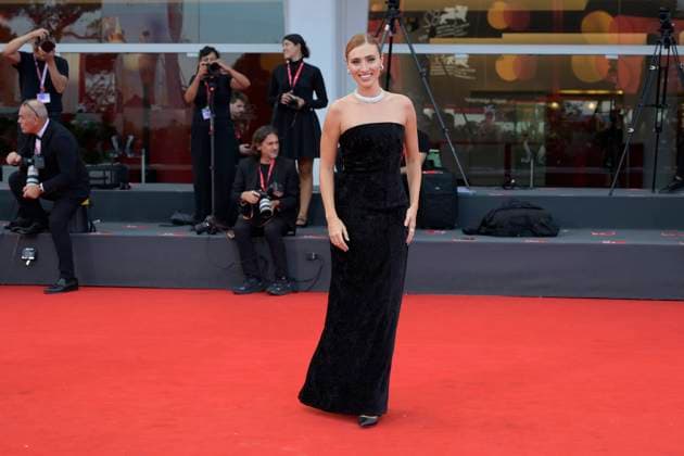 The sun rises on us all red carpet in Venice Lido - 05 Sep 2025 Ilaria Maren attends The sun rises on us all red carpet during the 82nd Venice Film Festival at Palazzo del Cinema. Venice Lido Italy Copyright: xMarioxCartellix xSOPAxImagesx _DSC7283