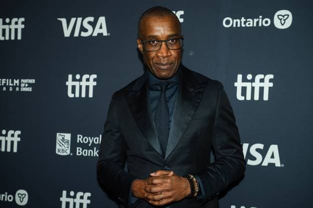 September 5, 2025, Toronto, On, Canada: Clement Virgo arrives on the red carpet for Steal Away at the Toronto International Film Festival in Toronto on Friday, September 5, 2025. Toronto Canada  - ZUMAc35_ 20250905_zaf_c35_137 Copyright: xLauraxProctorx