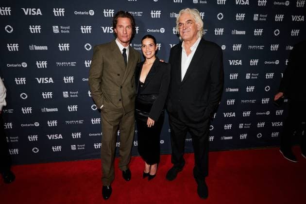 September 5, 2025, Toronto, On, Canada: Matthew McConaughey, left to right, America Ferrera and Paul Greengrass are photographed on the red carpet for the film The Lost Bus during the Toronto International Film Festival in Toronto, on Friday, Sept. 5, 2025. Toronto Canada  - ZUMAc35_ 20250905_zaf_c35_159 Copyright: xSammyxKoganx