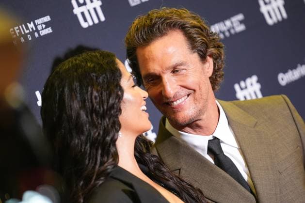 2025 Toronto International Film Festival - The Lost Bus TORONTO, CANADA - SEPTEMBER 5 : Camila Alves McConaughey (L) and Matthew McConaughey (R) attend the premiere of ‘The Lost Bus’ during the 2025 Toronto International Film Festival at Princess of Wales Theatre in Toronto, Ontario, Canada on September 5, 2025. Mert Alper Dervis Anadolu Ontario Canada. Editorial use only. Please get in touch for any other usage.  Copyright: x2025xAnadoluxMertxAlperxDervisx