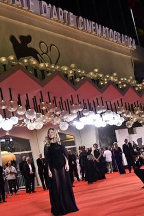 82eme Festival International du Film de Venise Mostra de Venise SILENT FRIEND Premiere at the 82nd International Venice Film festival LEA SEYDOUX attends the SILENT FRIEND red carpet 448374 2025 09 05 Venice Italy  Copyright: xThomasxBohlenx STAR_448374_030