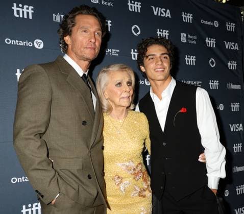 50th Toronto International Film Festival Red carpet of the film The lost bus Matthew McConaughey, Kay McConaughey and Levi McConaughey 448376 2025 09 05 Toronto Canada  Copyright: xIsabellexVautierx xStarfacex STAR_448376_076