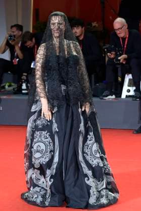 Silvia Salemi bei der Premiere des Dokumentarfilms Piero PelÃ¹. Rumore dentro Noise inside. Don t Call Me a Rock Star auf der Biennale di Venezia 2025 82. Internationale Filmfestspiele von Venedig im Palazzo del Cinema. Venedig, 05.09.2025