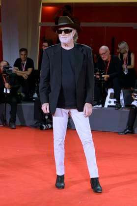 Francesco De Gregori bei der Premiere des Dokumentarfilms Piero PelÃ¹. Rumore dentro Noise inside. Don t Call Me a Rock Star auf der Biennale di Venezia 2025 82. Internationale Filmfestspiele von Venedig im Palazzo del Cinema. Venedig, 05.09.2025