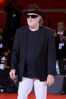 Francesco De Gregori bei der Premiere des Dokumentarfilms Piero PelÃ¹. Rumore dentro Noise inside. Don t Call Me a Rock Star auf der Biennale di Venezia 2025 82. Internationale Filmfestspiele von Venedig im Palazzo del Cinema. Venedig, 05.09.2025