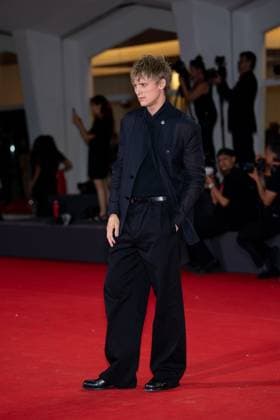 82nd Venice Film Festival Red carpet of the movie -Silent friend- Palazzo del Cinema - Venice Lido, Italy Enzo Brumm 82nd Venice Film Festival Red carpet of the movie -Silent friend- Palazzo del Cinema - Venice Lido, Italy 5th September 2025  Copyright: xSGPx