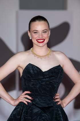82nd Venice Film Festival Red carpet of the movie -Silent friend- Palazzo del Cinema - Venice Lido, Italy Luna Wedler 82nd Venice Film Festival Red carpet of the movie -Silent friend- Palazzo del Cinema - Venice Lido, Italy 5th September 2025  Copyright: xSGPx