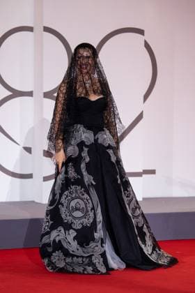 82nd Venice Film Festival Red carpet of the movie -Silent friend- Palazzo del Cinema - Venice Lido, Italy Silvia Salemi 82nd Venice Film Festival Red carpet of the movie -Silent friend- Palazzo del Cinema - Venice Lido, Italy 5th September 2025  Copyright: xSGPx